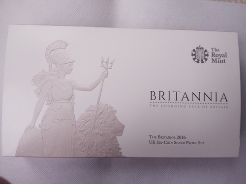 Royal mint empty britannia - royal,